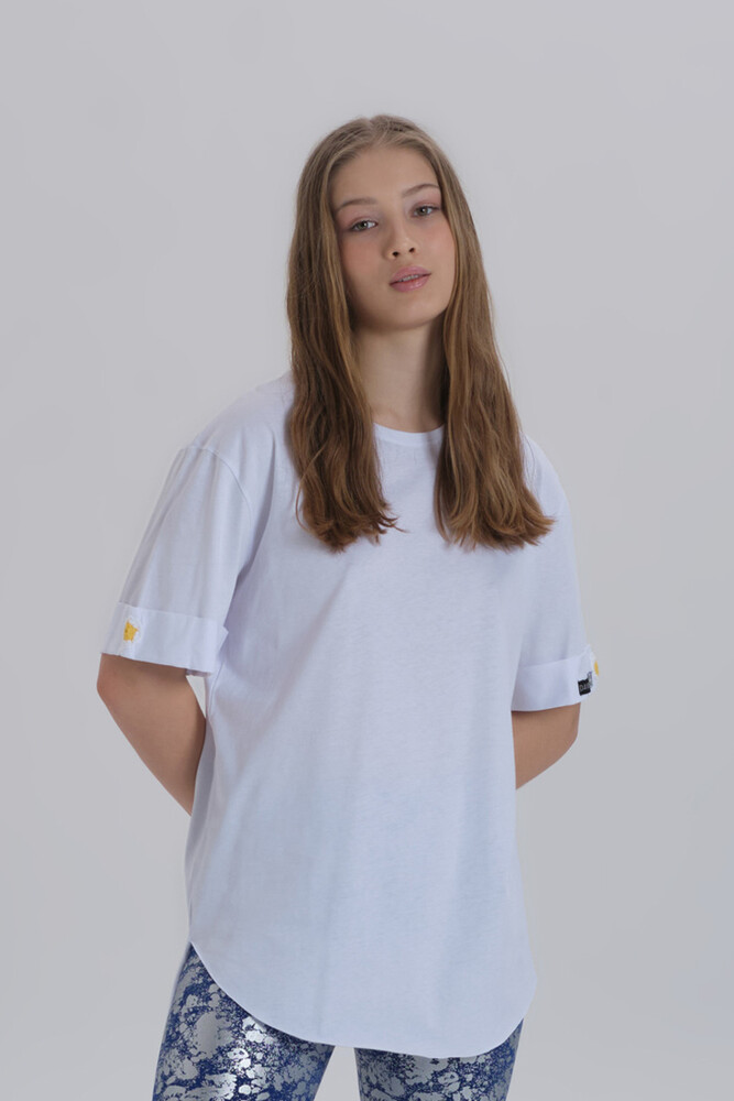 Beyaz Kadın Papatya Kol Detay Asimetrik Kesim Bisiklet Yaka Örme T-shirt - 1