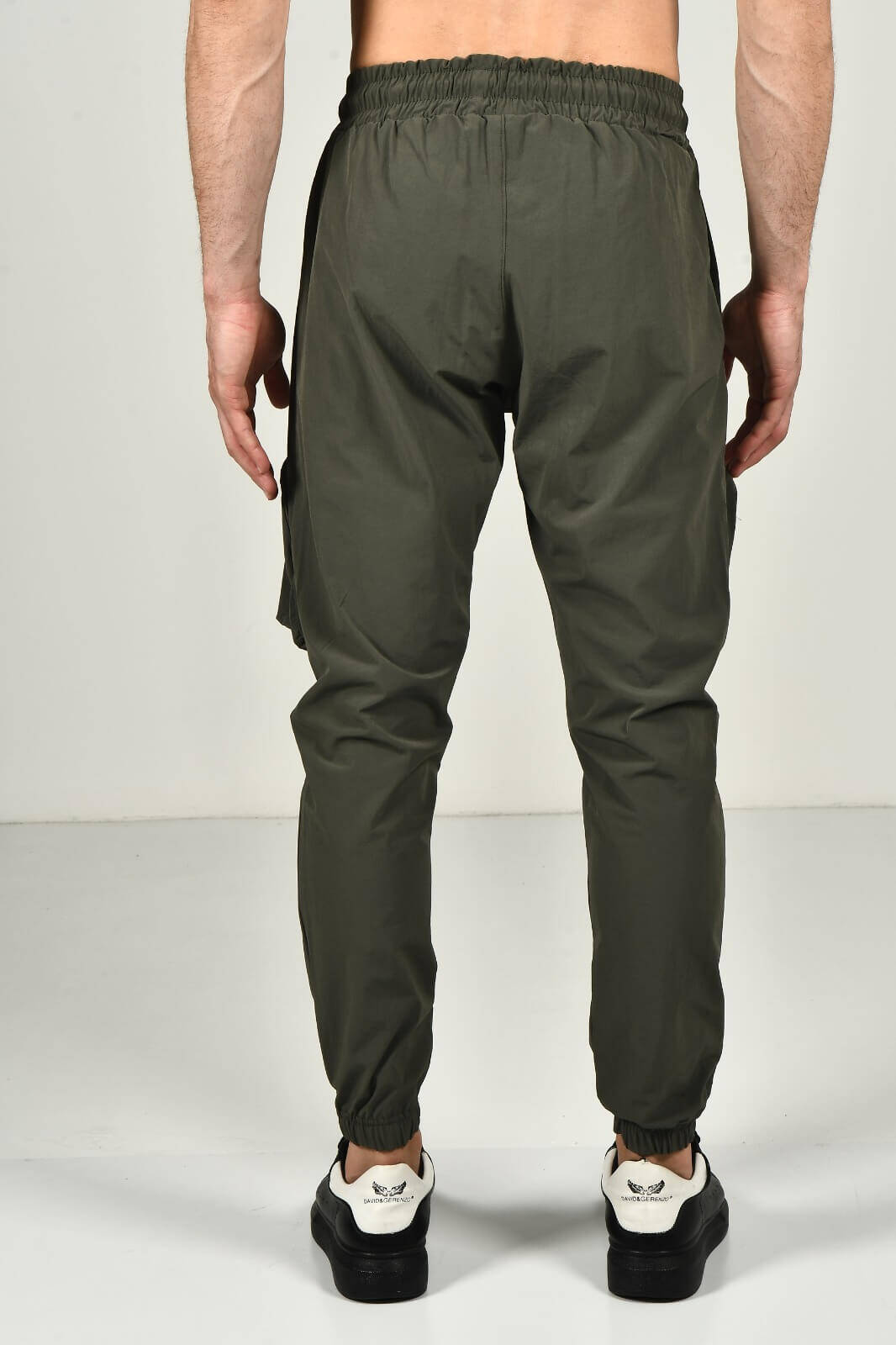 Haki Erkek Fermuarlı Cepli Paraşüt Kumaş Jogger Pantolon - Thumbnail