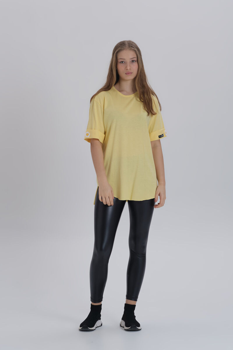 Sarı Kadın Papatya Kol Detay Asimetrik Kesim Bisiklet Yaka Örme T-shirt - 5