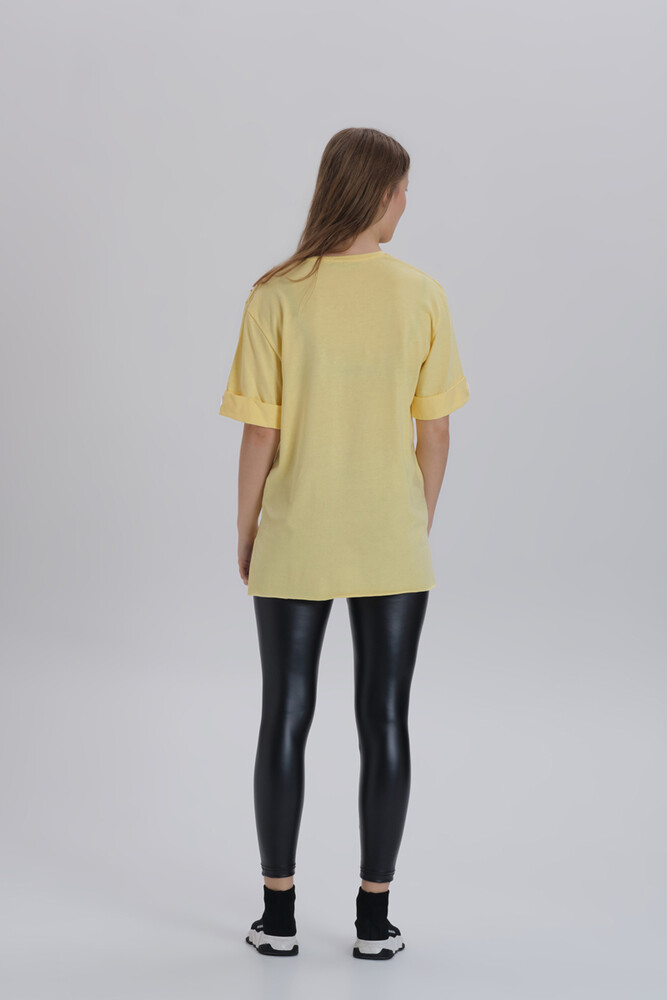 Sarı Kadın Papatya Kol Detay Asimetrik Kesim Bisiklet Yaka Örme T-shirt - 6